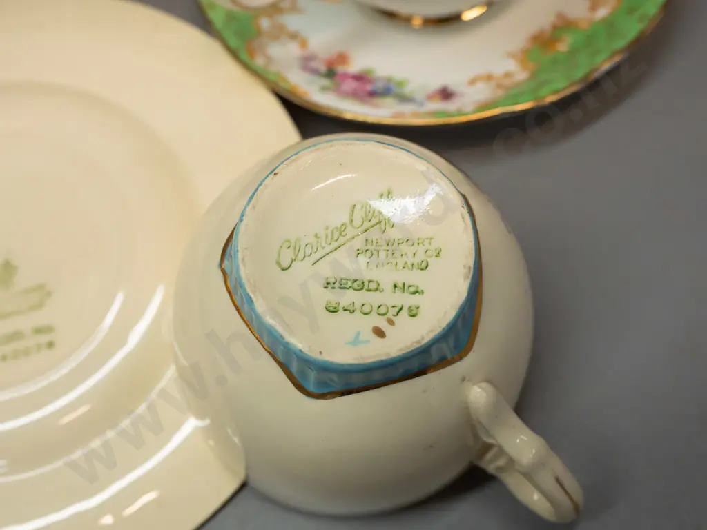 vintage tea ware - Paragon "Rockingham" 5 trios, 1 cup & saucer and butter dish, Clarice Cliff Newport 1953 QEII cup & Image 1++