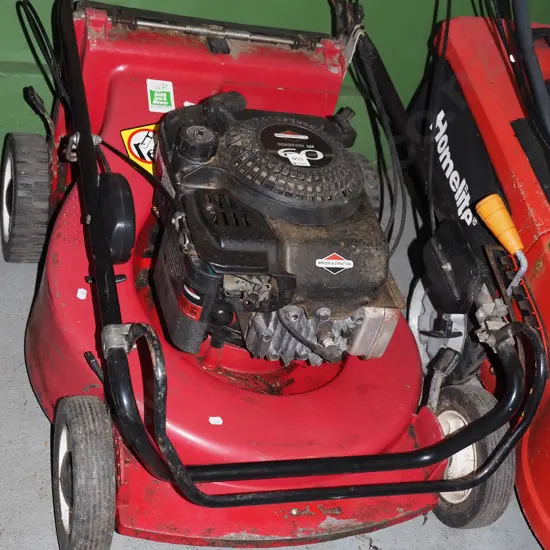 self propelling Briggs and Stratton motor mower - no catcher