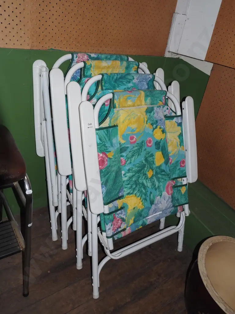 4x  foldaway outdoor deck chairs Image 1++
