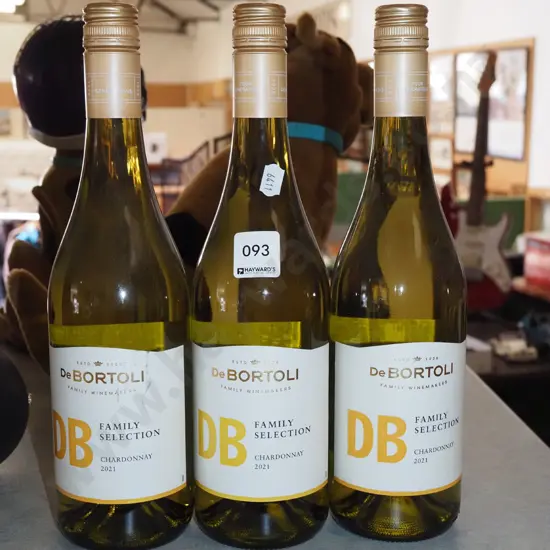 3x bottles De Bortoli chardonnay 2021