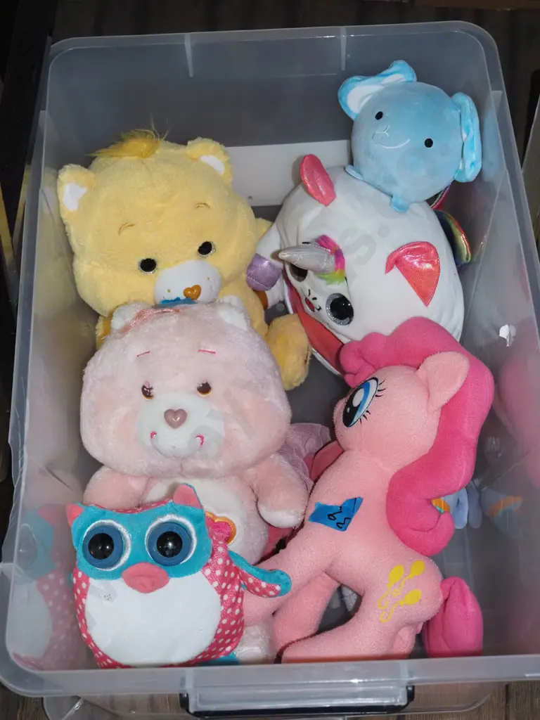 box of soft toys Image 1++