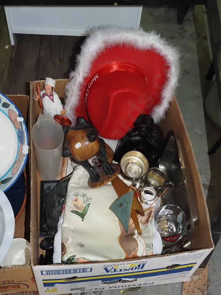 box; Xmas cowboy hat, plated ware, ornaments etc Image 1++