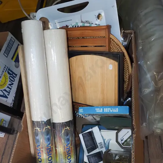 box; 2x rolls of wallpaper, trays, hair clips etc