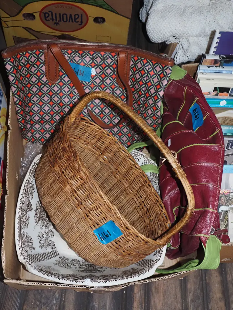 box; basket, hand bags, large vintage bowl Image 1++