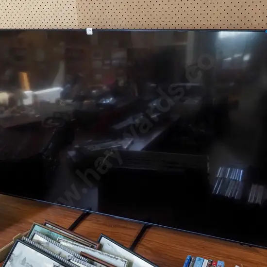 65" Samsung Smart TV Model UA65BU8500S