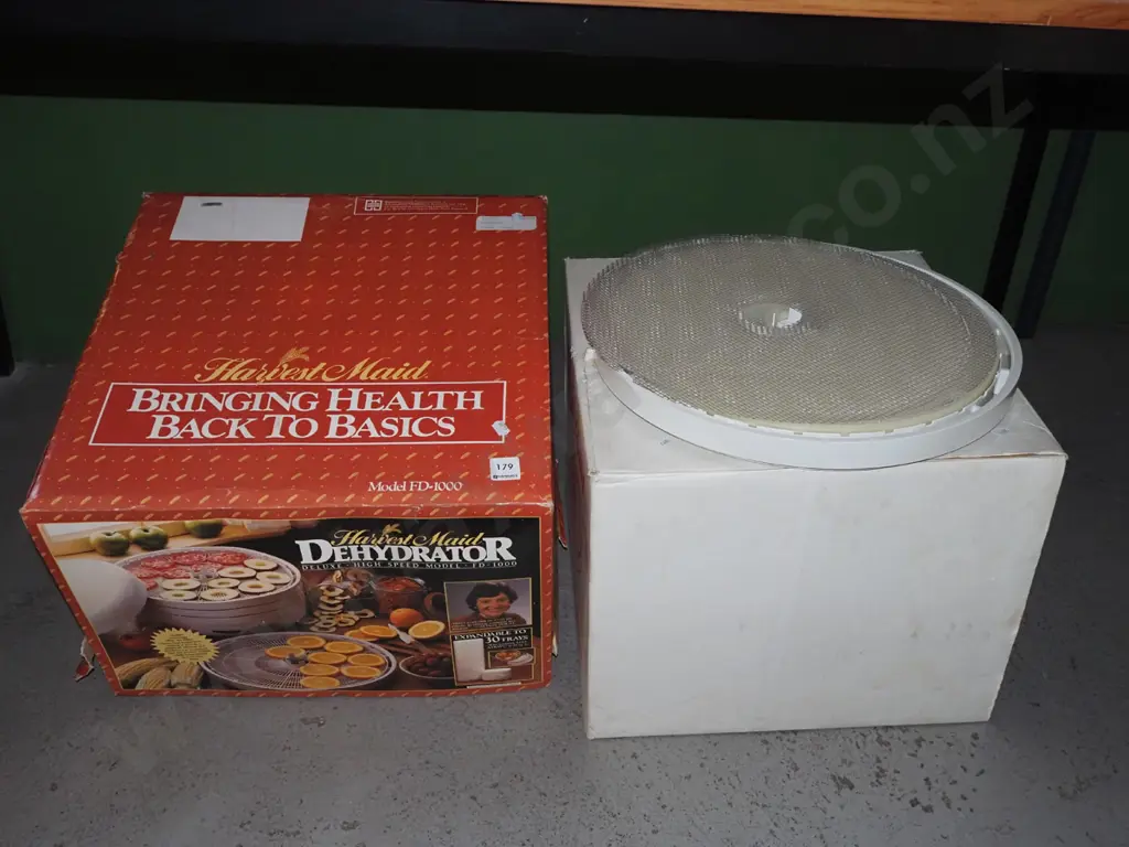 as new boxed Harvestmaid dehydrator with additional trays Image 1++
