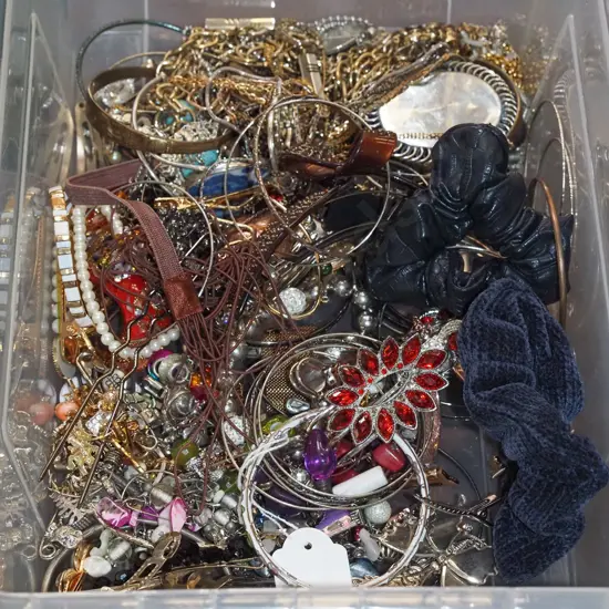 tray of costume jewellery