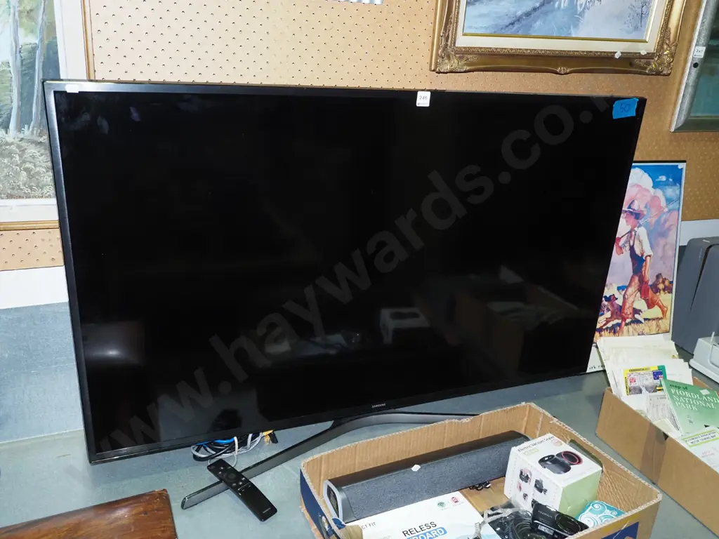 Samsung 50" smart TV Image 1++