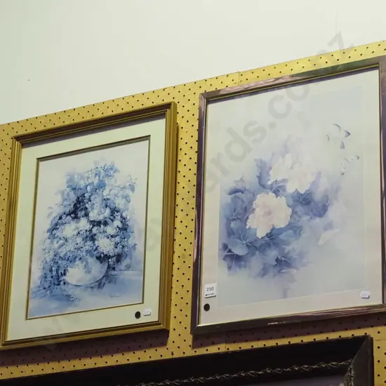 2x floral prints - faded - black dots