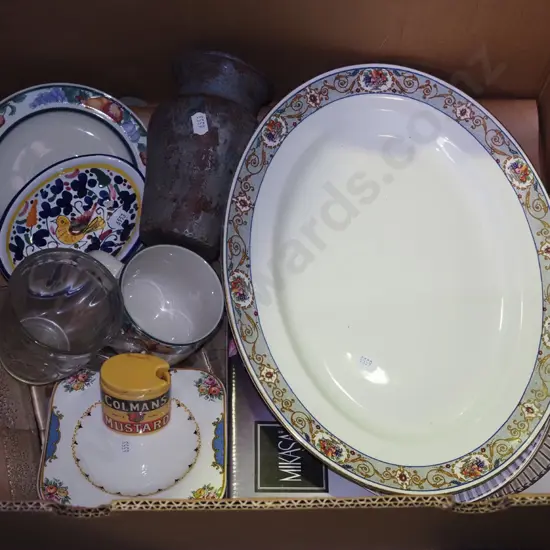 box; ashet, bowls, glass etc