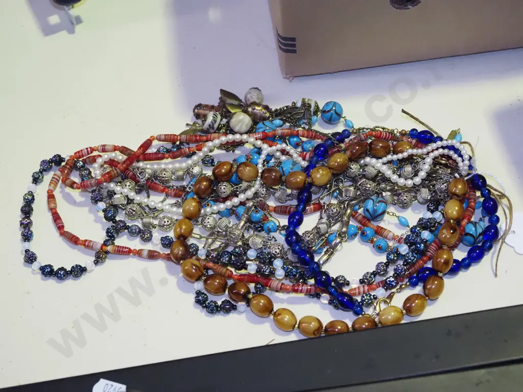 costume necklaces Image 1++