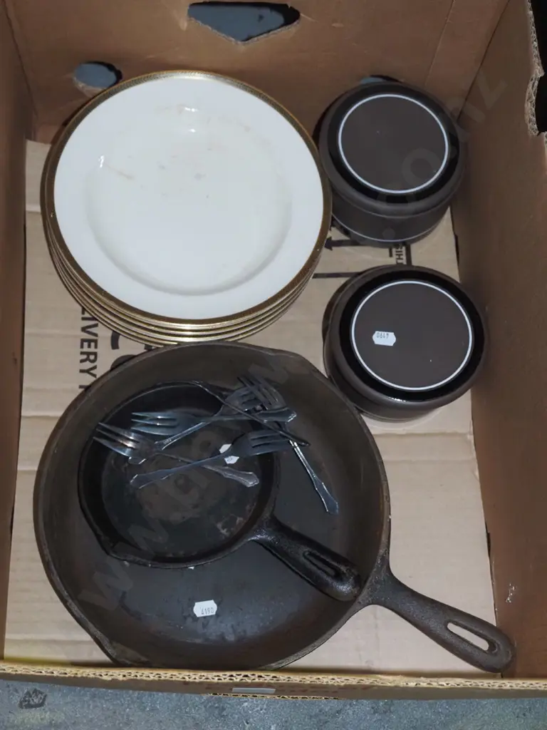 box; cast iron frying pans, lidded canisters, various bowls Image 1++