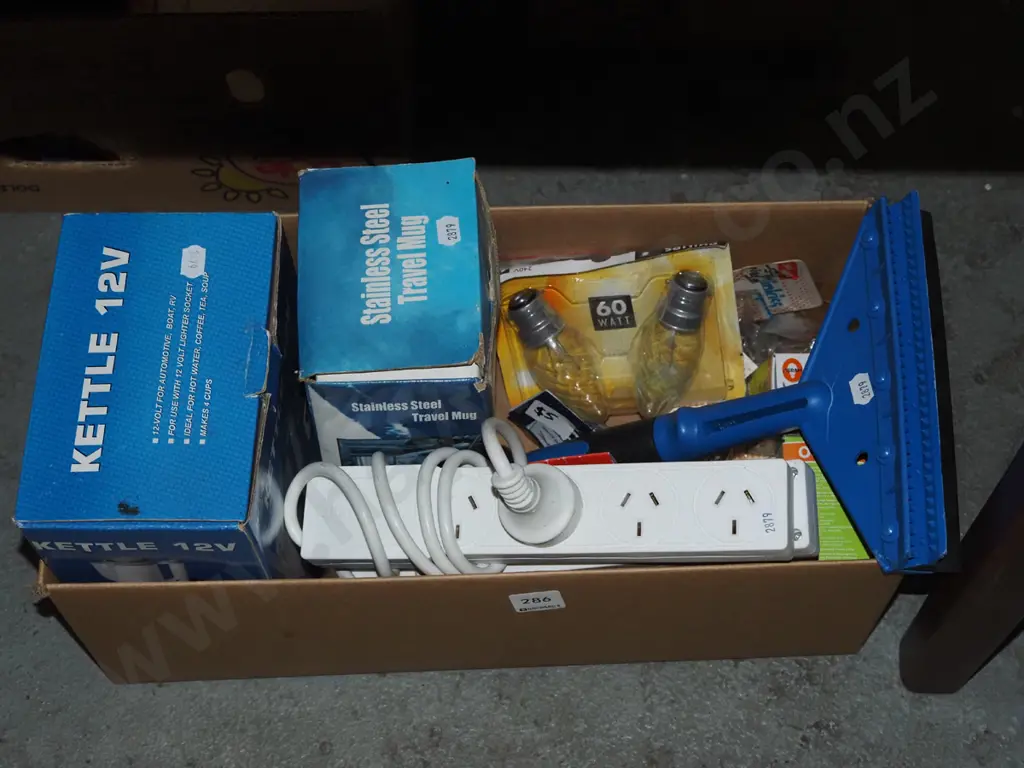 box; 12V kettle, travel mug, multi box etc Image 1++