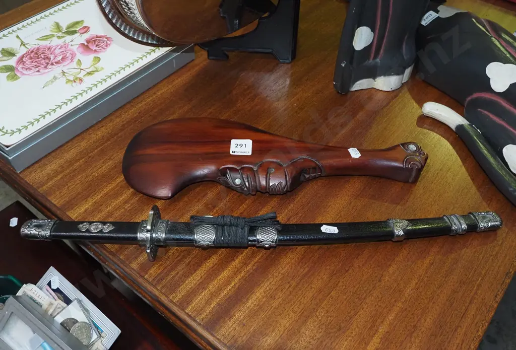 carved wooden souvenir mere, small souvenir sword Image 1++