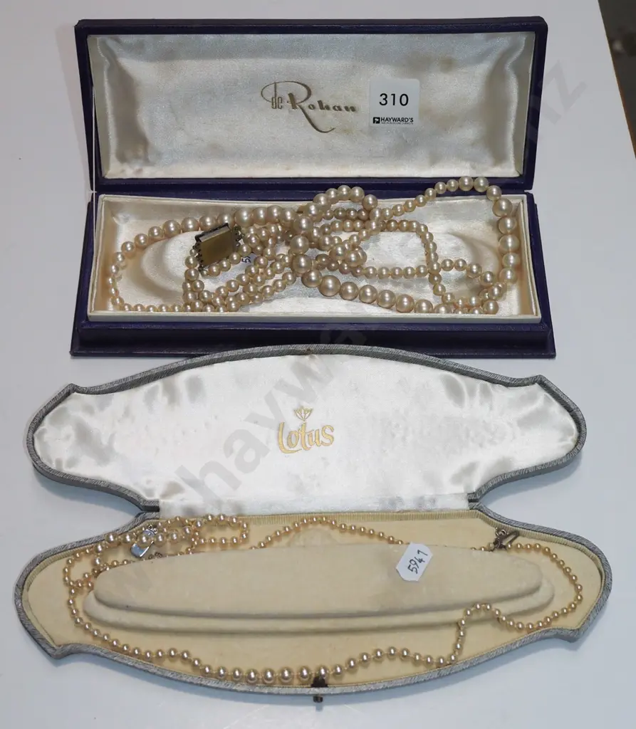 2x faux? pearl necklaces (one broken) Image 1++