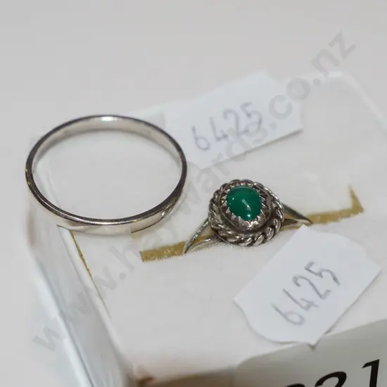 2x sterlings silver rings