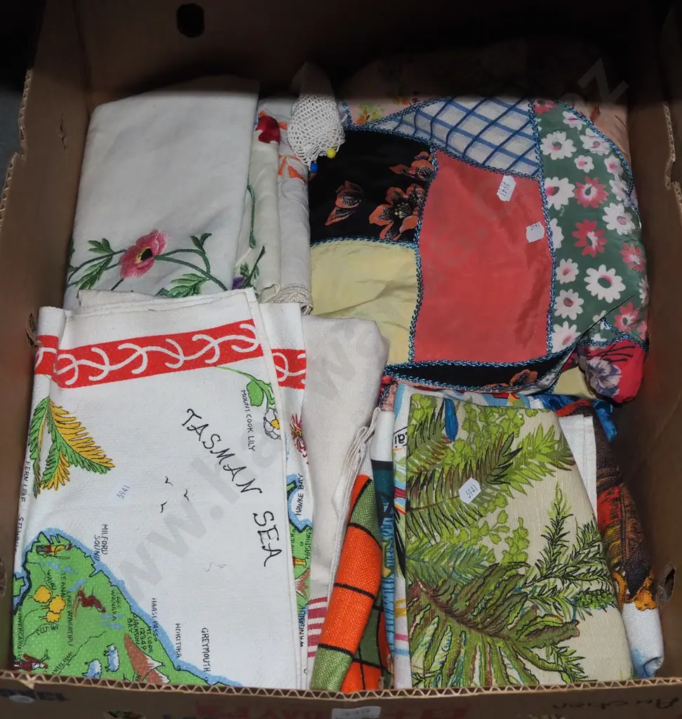 box of tea towels and a patchwork throw Image 1++