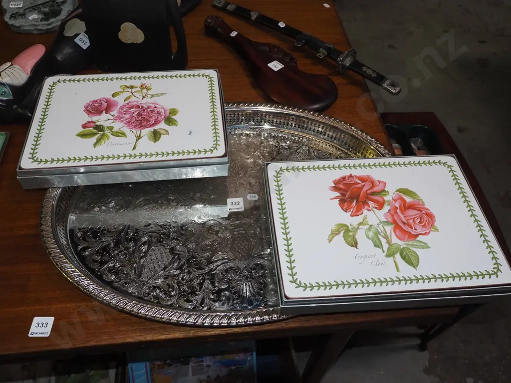 large plated ware tray D-550 and placemats Image 1++