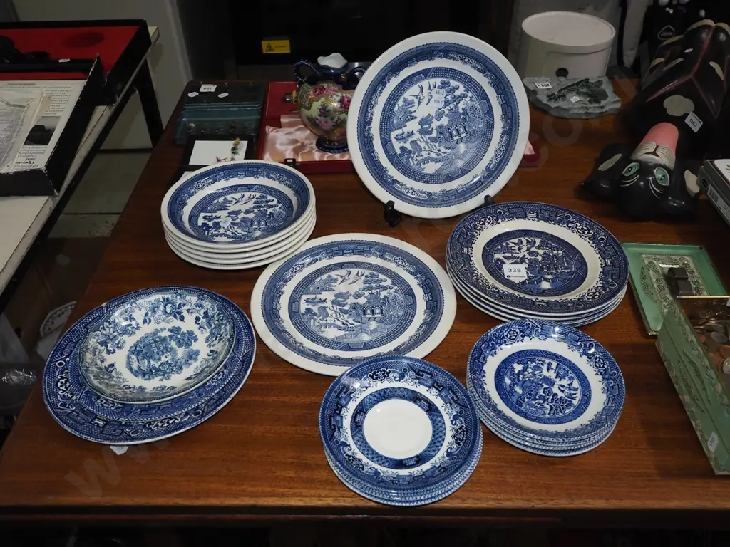willow pattern plates, bowls, saucers Image 1++