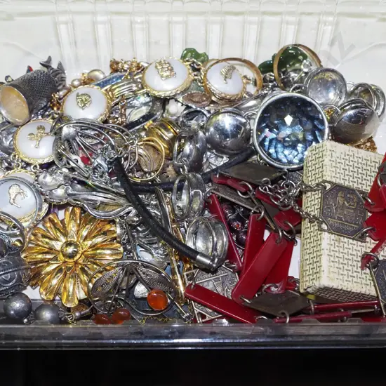 tray of costume jewellery