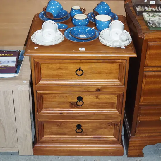 pine 3 drawer bedside chest