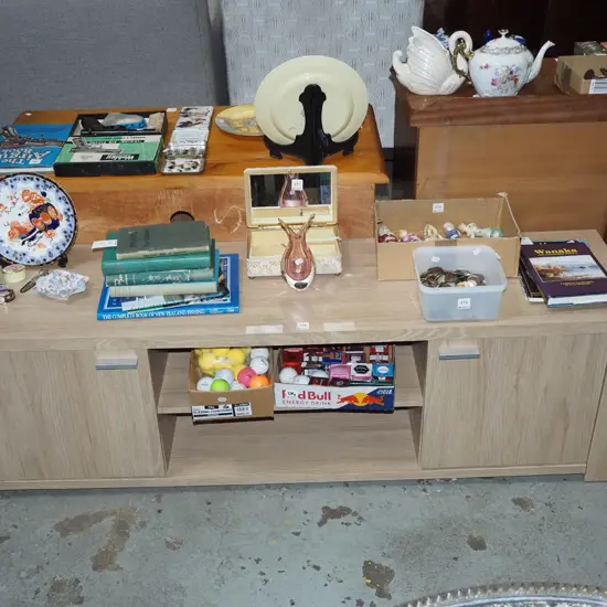 MDF and faux oak veneer 2-drawer entertainment unit / sideboard H-440 W-1550 D-390