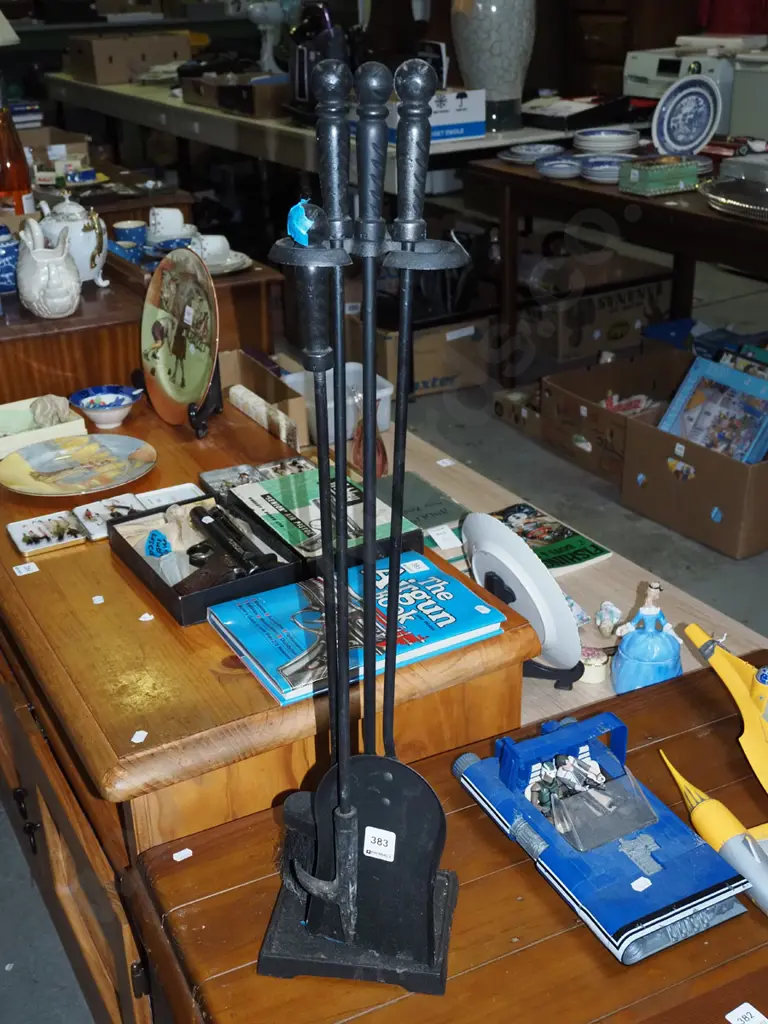 wrought metal fireside set Image 1++