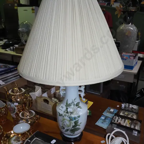 floral ceramic based table lamp