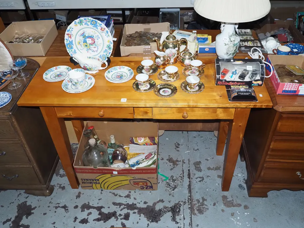 wooden 2-drawer hall table / desk H-770 W-2000 D-430 Image 1++