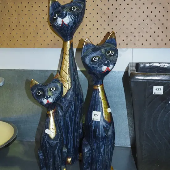 3x carved cat figurines Tallest H560