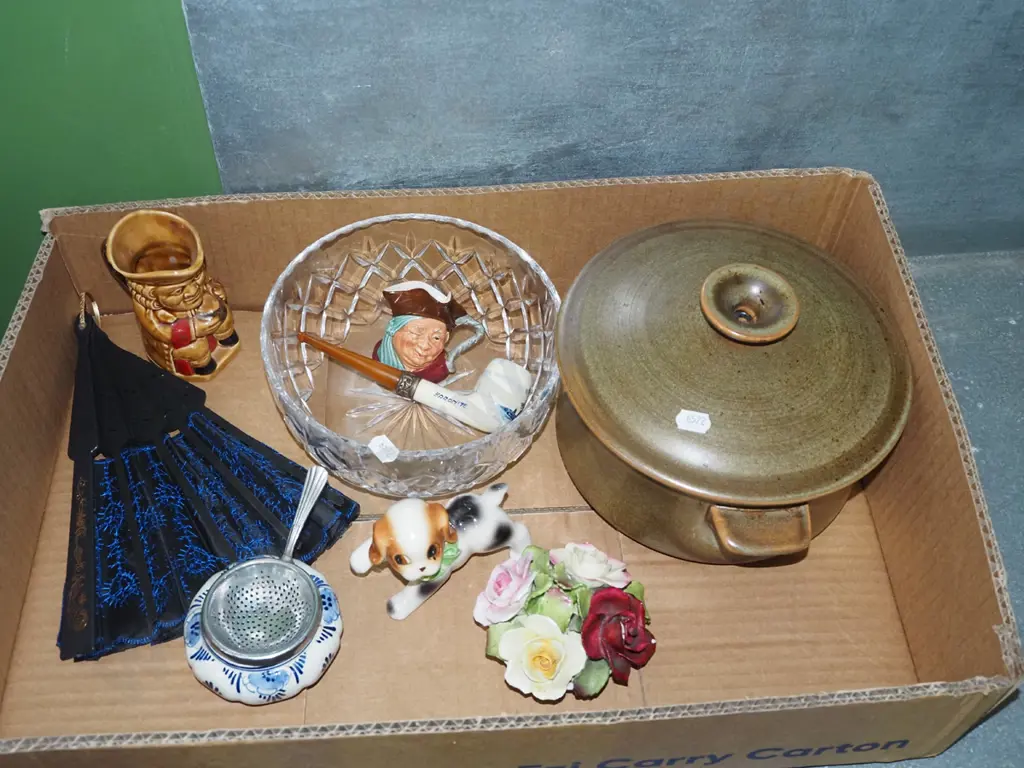 box; Temuka casserole, toby jugs, floral spray etc Image 1++