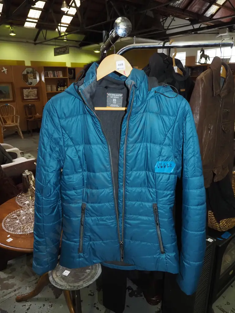 Icebreaker merino womens size XS Image 1++