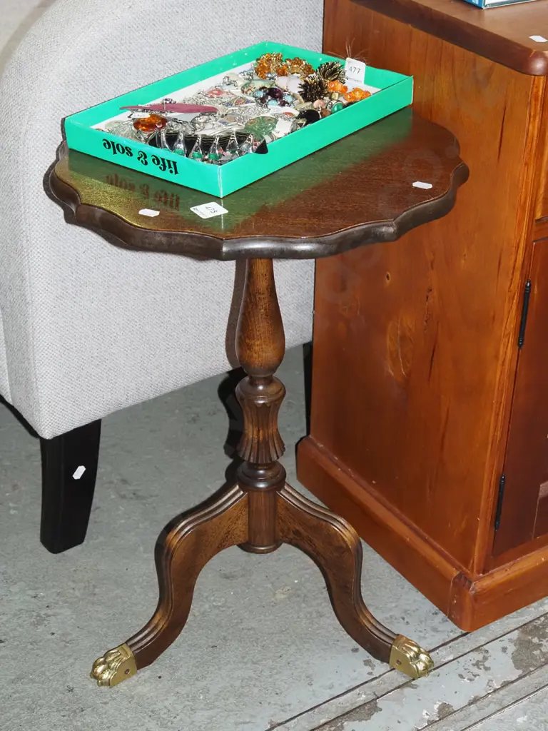 brass footed faux mahogany wine table Image 1++