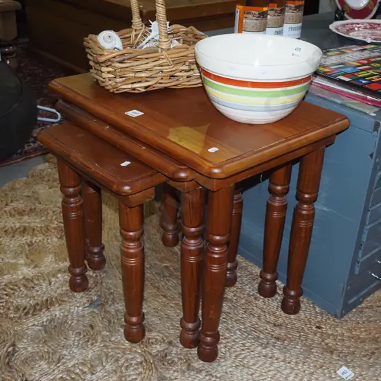 nest of 3 turned leg pine tables
