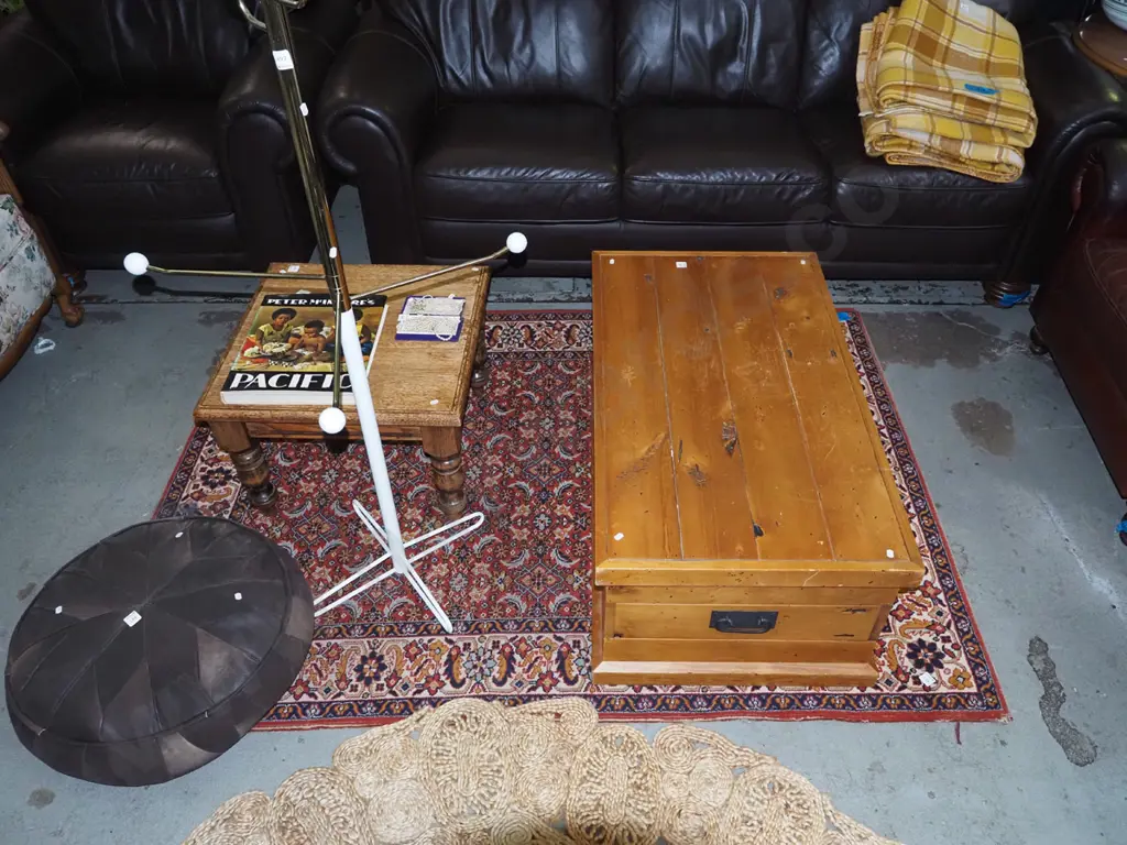 woollen floor mat with red, orange, blues - wear in some spots L1940 W1400 Image 1++