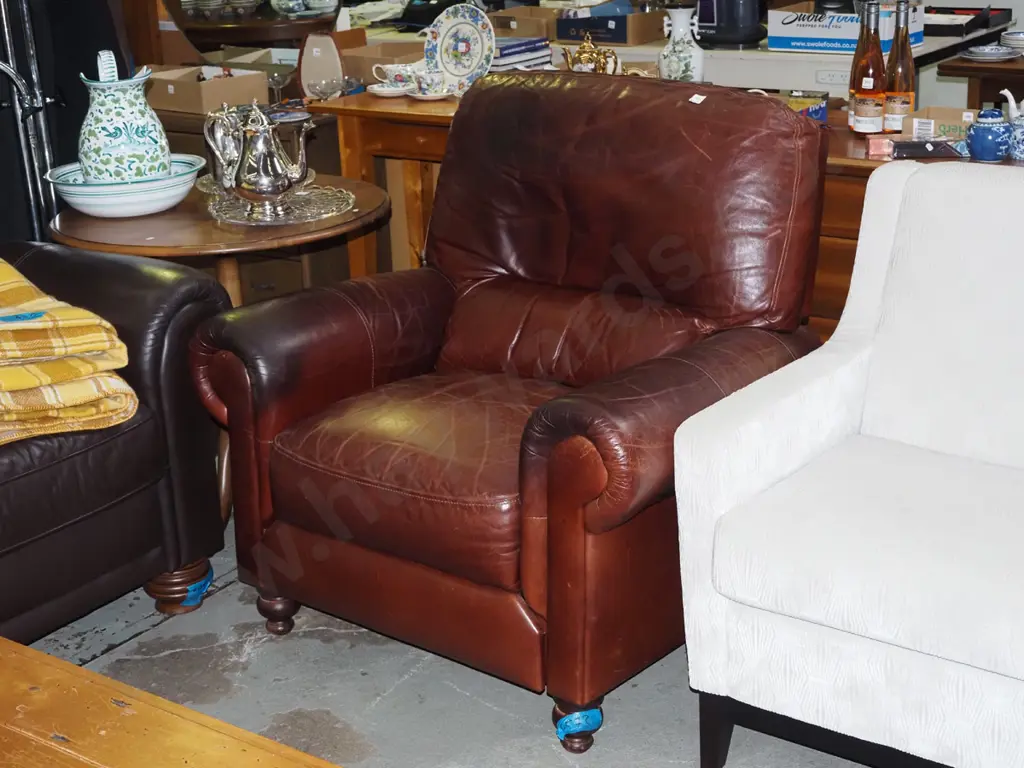 Kovacs natural brown leather reclining armchair Image 1++