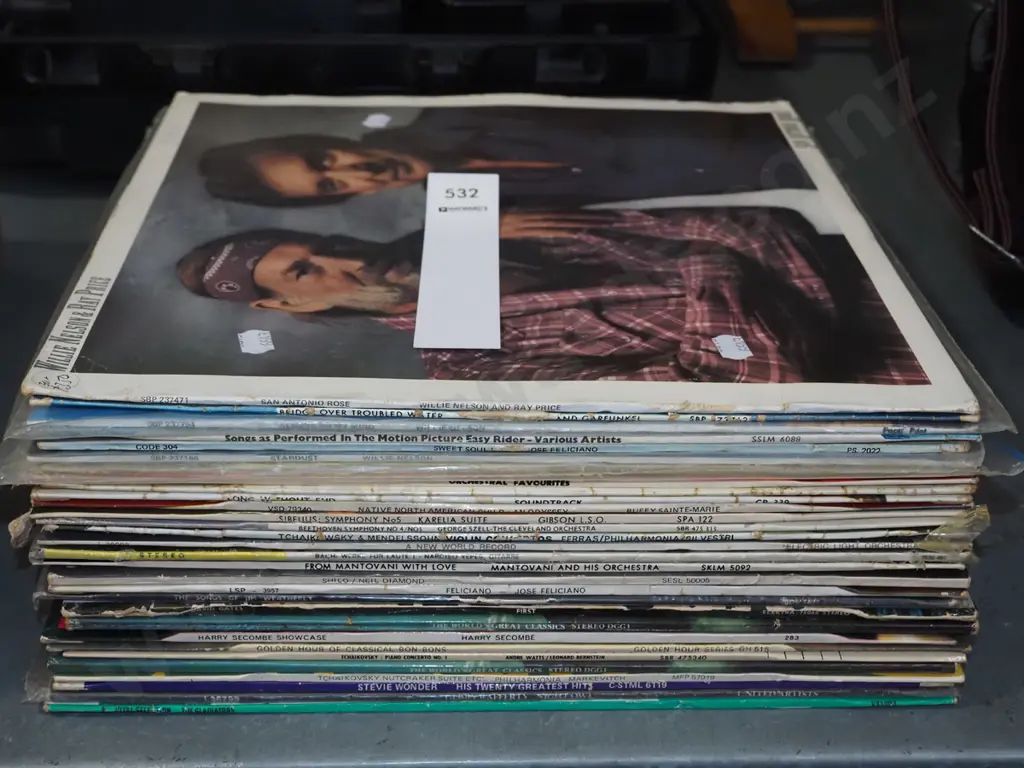LPs; Willie Nelson, Simon & Garfunkel etc Image 1++