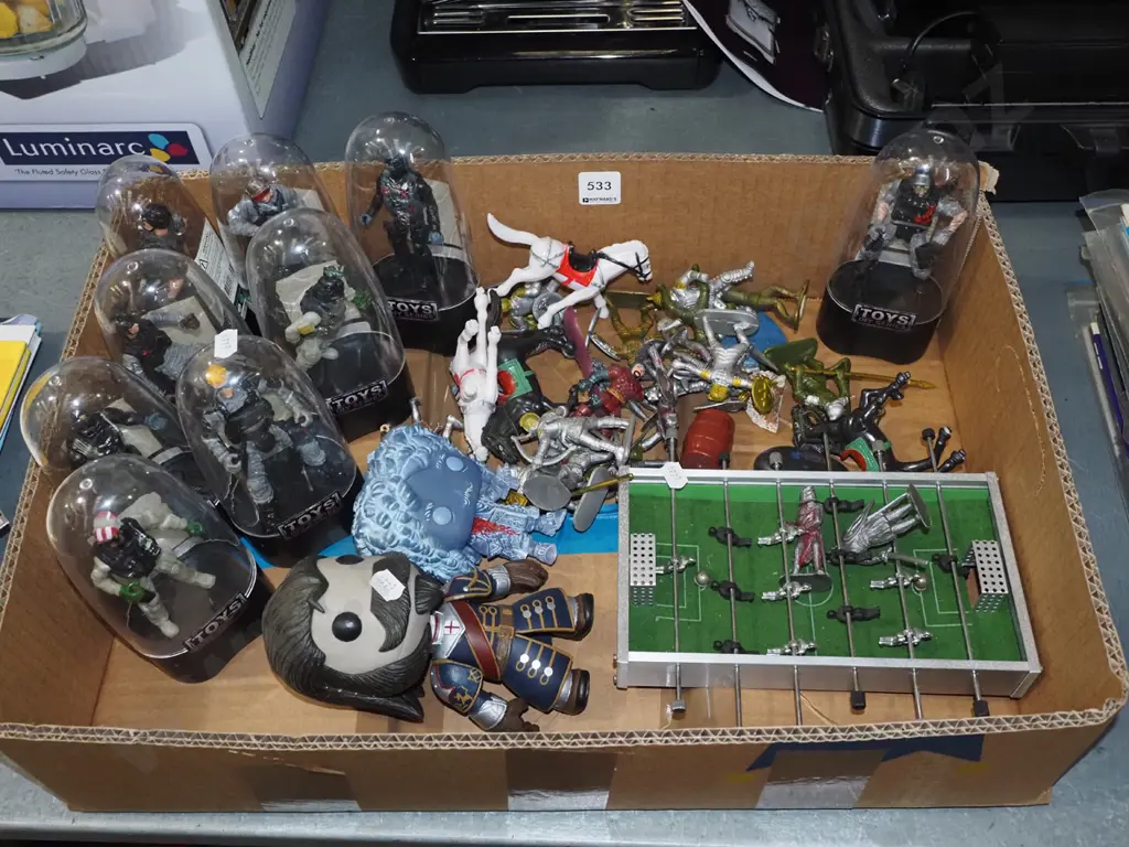 box of toys etc Image 1++