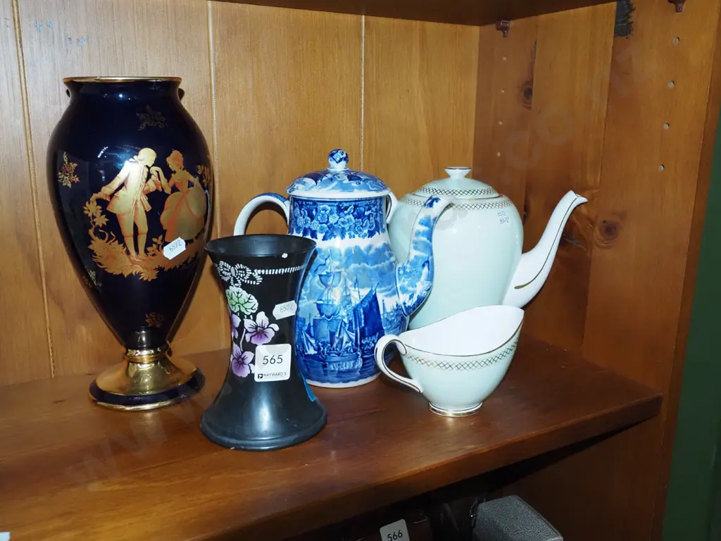 2x teapots, creamer, Limoges vase, Shelly vase - damage etc Image 1++
