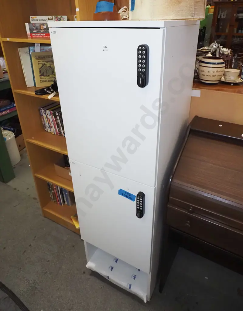 melteca 2 door digital key pad locker H1530 W450 D500 Image 1++