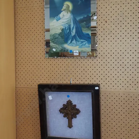 mirror framed religoius print, 3D cross - blue dots