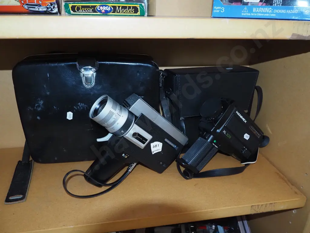 Canon and Hanimex 8mm film cameras Image 1++