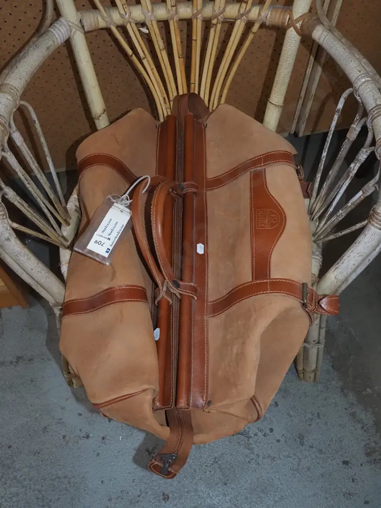 leather holdall Image 1++