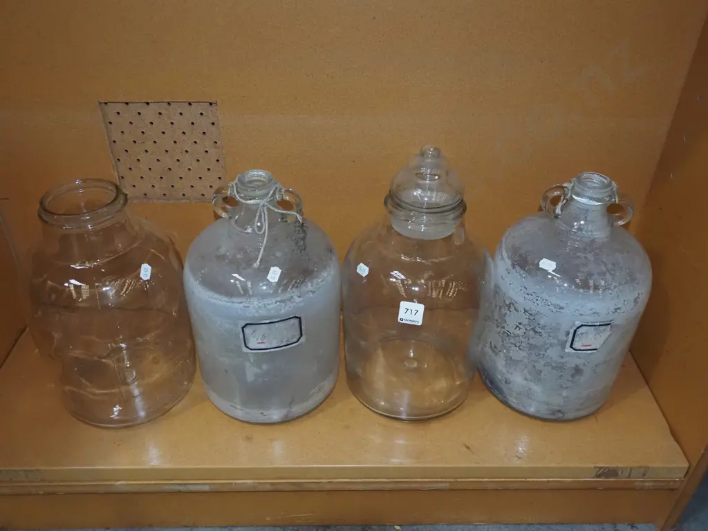 chemist bottles and jars H360 Image 1++