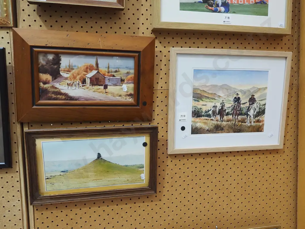 framed photo print, framed print, framed watercolour - black dots Image 1++