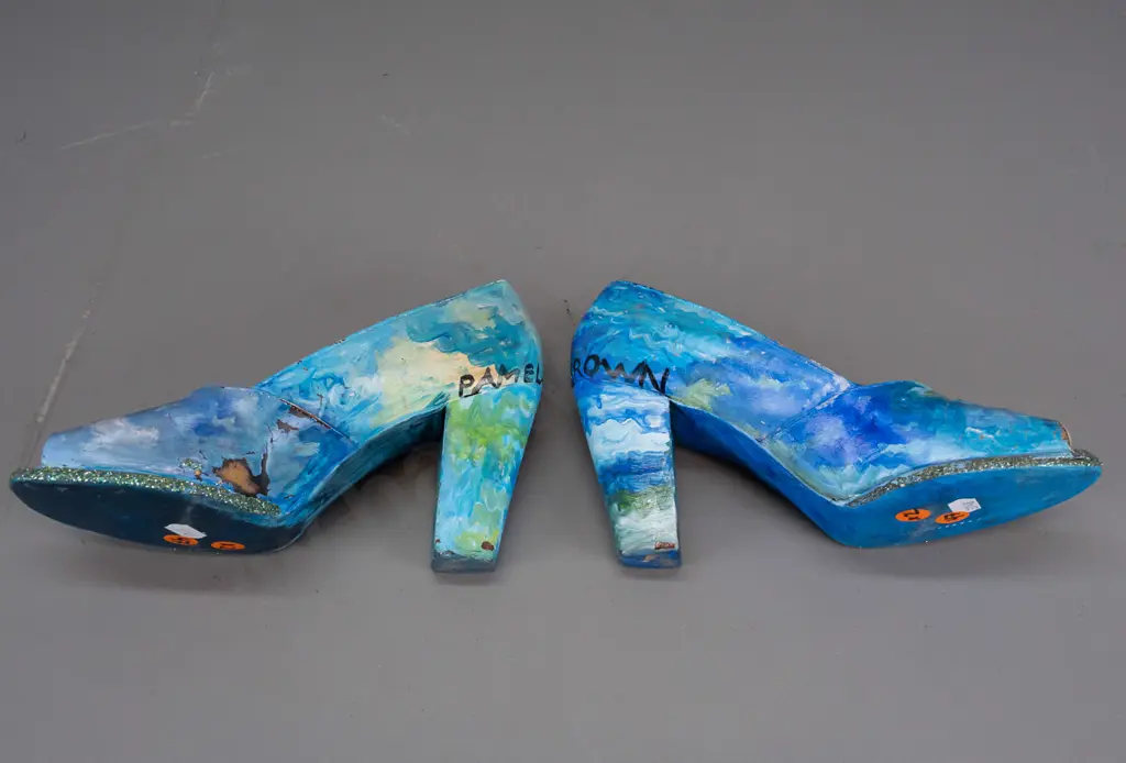 Pamela Brown -- acrylic on pair of block-heel open-toe shoes, mermaids. Each: H-140 L-210 [some paint loss to inside Image 1++