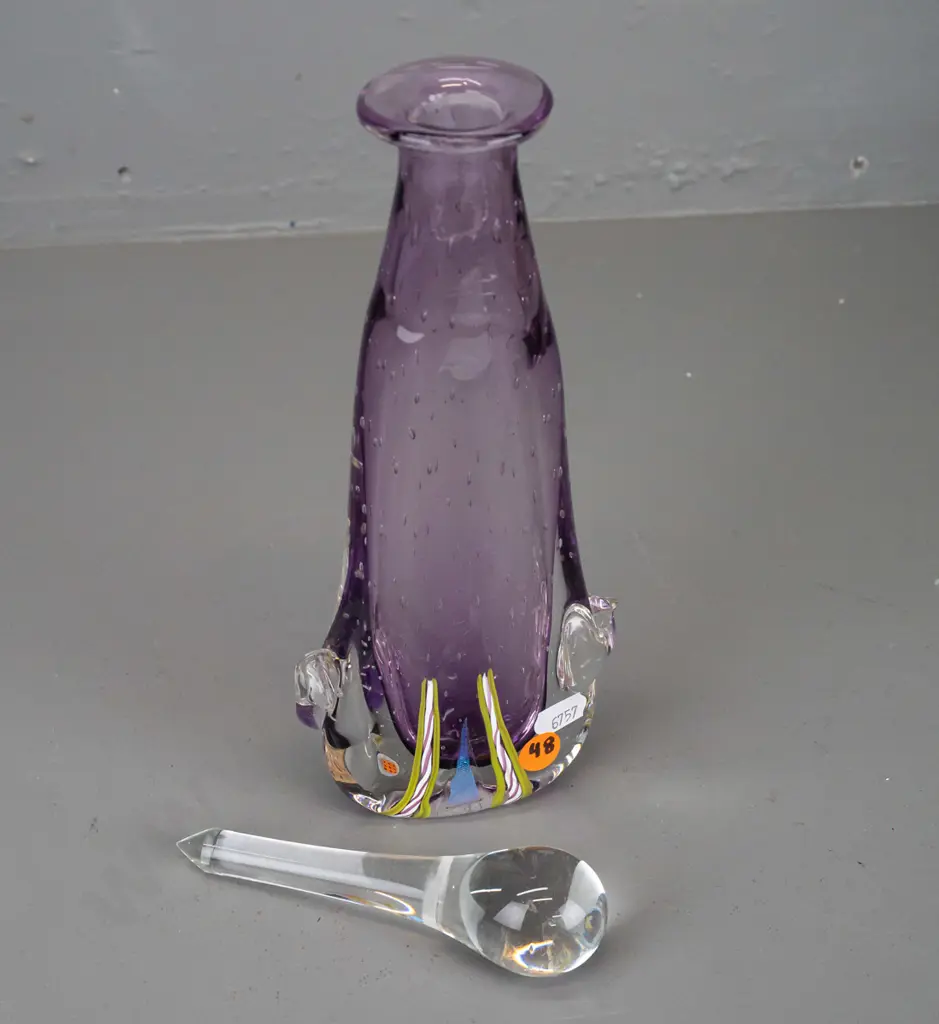 Peter Viesnik 2004 -- glass bottle with glass stopper, signed H-270 W-100 Image 1++