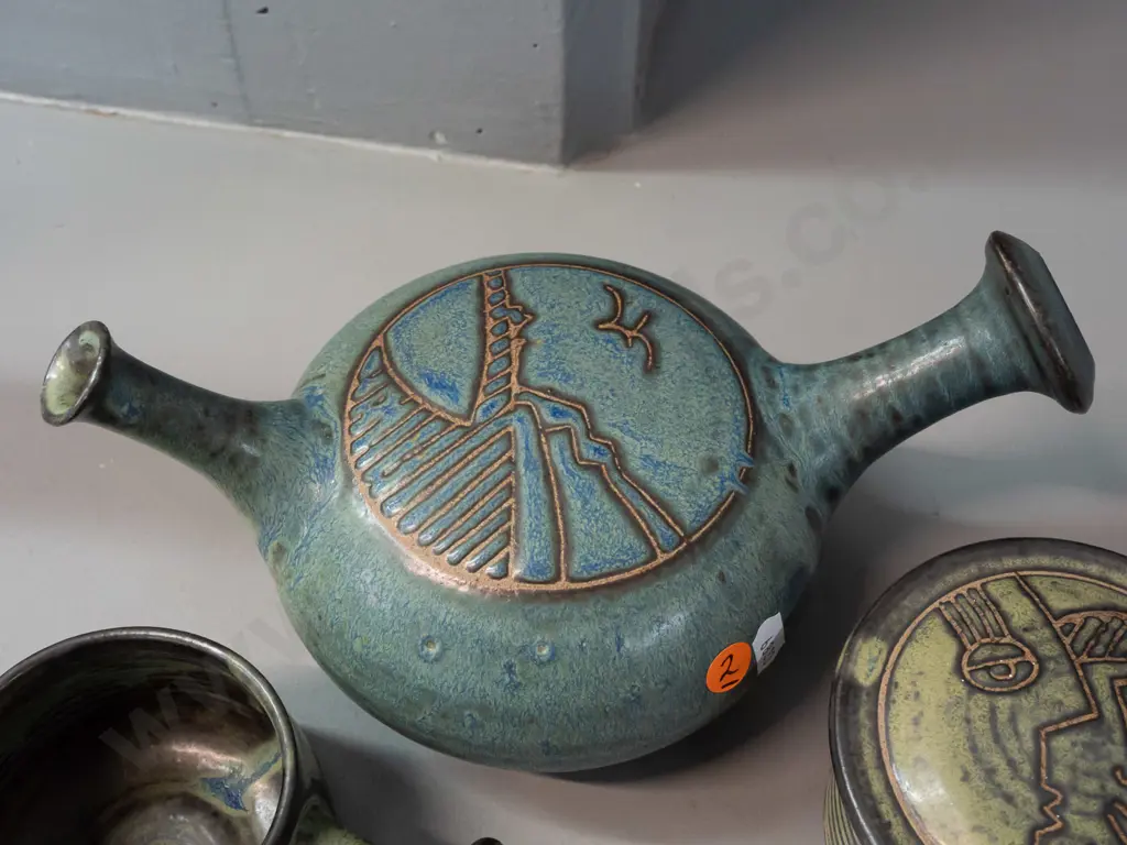 3 pieces of John Crawford New Zealand studio pottery - pouring vessel, lidded canister and small handled sauce/ramekin - Image 1++