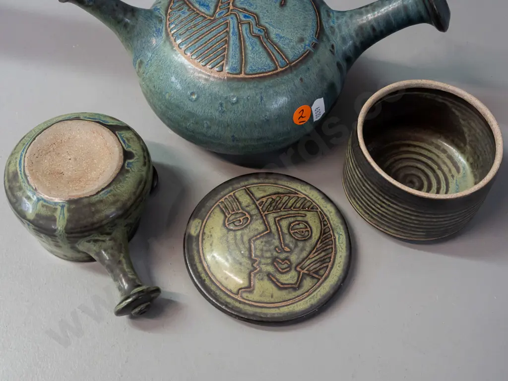 3 pieces of John Crawford New Zealand studio pottery - pouring vessel, lidded canister and small handled sauce/ramekin - Image 1++