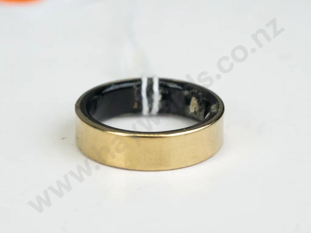 Gold Samsung smart ring Image 1++